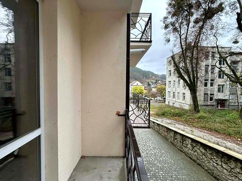 комерційна за адресою Шевченка вул., 56А