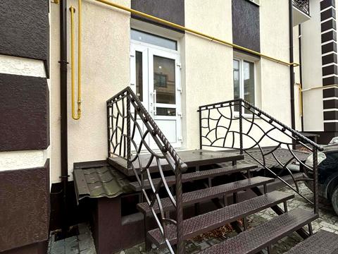 комерційна за адресою Шевченка вул., 56А