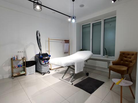 комерційна за адресою Кірічека вул., 5