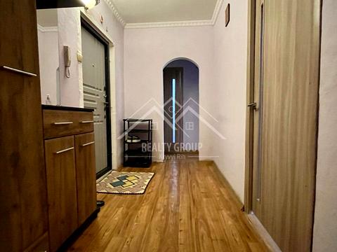 квартира по адресу Горняцкий микрорайон ул., 42