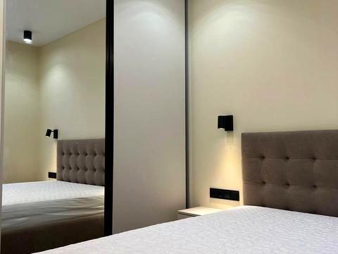 квартира за адресою Салютна вул., 2к8