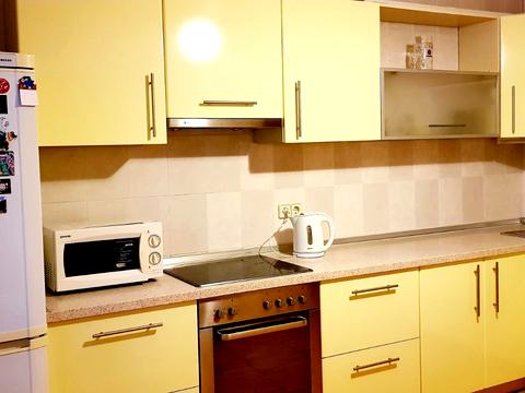 квартира за адресою Срібнокільська вул., 24