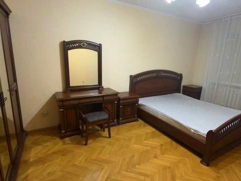 квартира за адресою Срібнокільська вул., 24