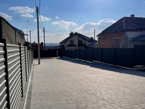 будинок за адресою Дорошенка, 8