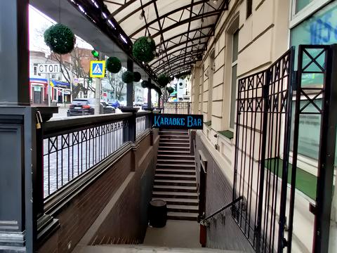 комерційна за адресою Артёма/Сечевых стрельцов, 3А