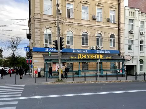 комерційна за адресою Артёма/Сечевых стрельцов, 3А