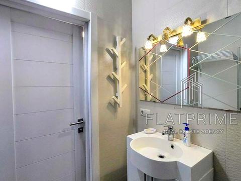 квартира за адресою Київ, Практична вул., 8