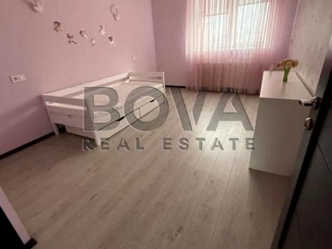 квартира за адресою Олени Пчілки вул., 8