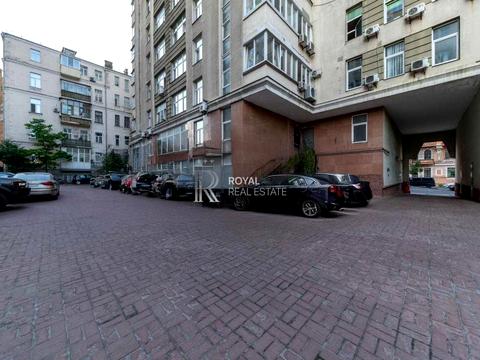 комерційна за адресою Київ, Саксаганського вул., 119