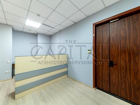 комерційна за адресою Саксаганського вул., 118