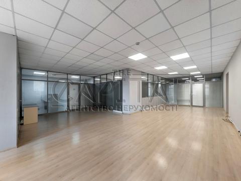 комерційна за адресою Саксаганського вул., 118