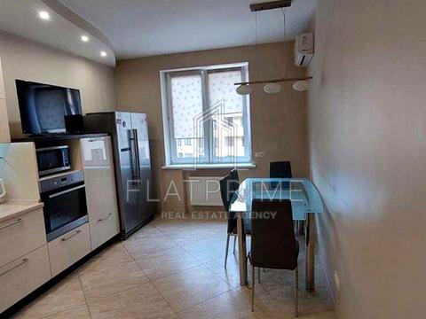 квартира за адресою Дмитрівська вул., 75