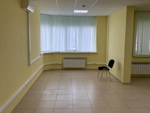 комерційна за адресою Миколи Закревського вул., 93-А