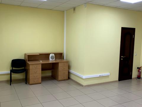 комерційна за адресою Миколи Закревського вул., 93-А