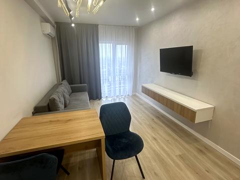 квартира за адресою Михайла Максимовича вул. (Онуфрія Трутенка), 28-Е