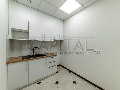 комерційна за адресою Січових Стрільців вул. (Артема), 50