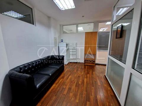 комерційна за адресою Басейна вул., 7-В