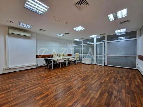 комерційна за адресою Басейна вул., 7-В