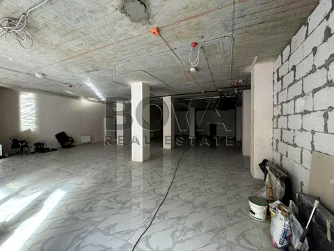 комерційна за адресою Саксаганського вул., 80