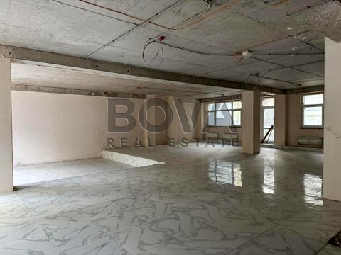 комерційна за адресою Саксаганського вул., 80