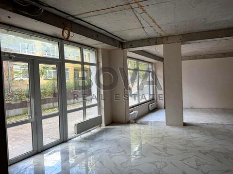 комерційна за адресою Саксаганського вул., 80