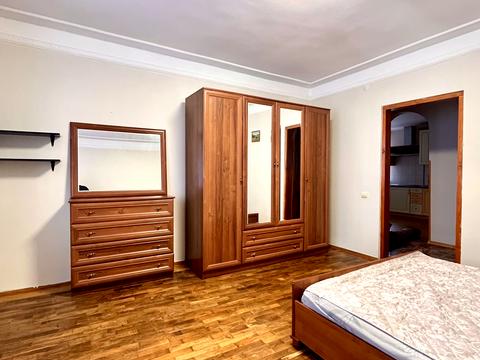 квартира за адресою Івана Сулими вул., 18