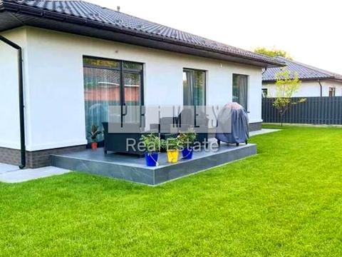 будинок за адресою Озерна вул.