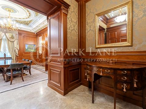 комерційна за адресою Володимирська вул., 49-Б