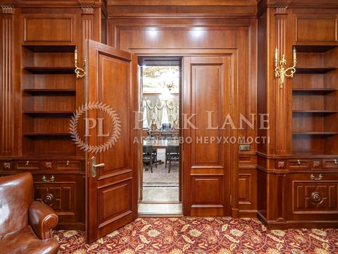 комерційна за адресою Володимирська вул., 49-Б