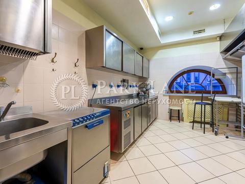 комерційна за адресою Володимирська вул., 49-Б