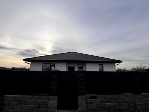 будинок за адресою Вишнева