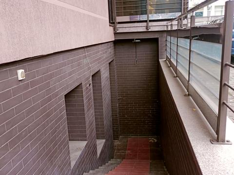 коммерческая по адресу Черновола ул., 84