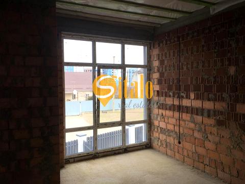 будинок за адресою Шкільна вул., 2