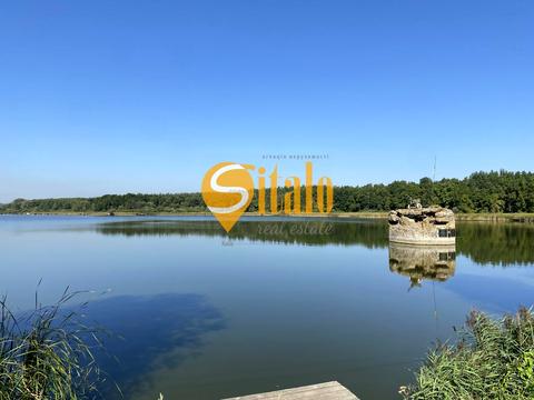 будинок за адресою Шкільна вул., 2