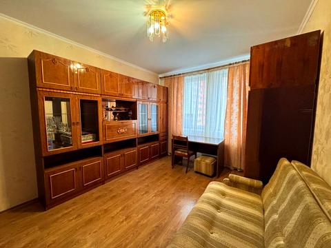 квартира по адресу Олены Пчилки ул., 3-А