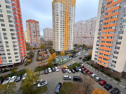 квартира по адресу Олены Пчилки ул., 3-А