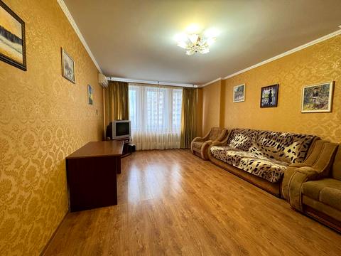 квартира по адресу Олены Пчилки ул., 3-А