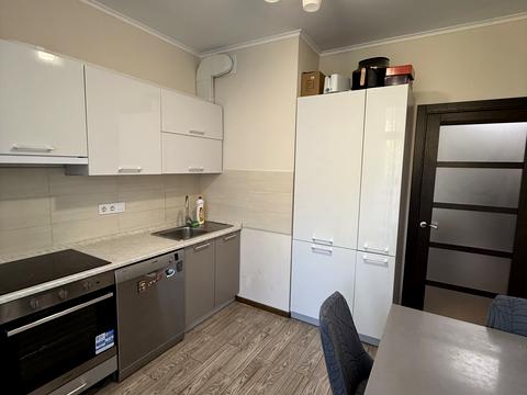 квартира по адресу Академика Заболотного ул., 15-Б