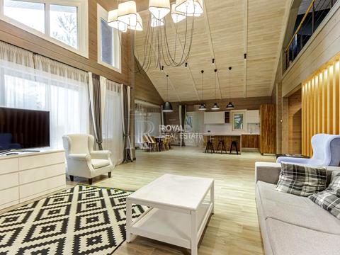 будинок за адресою Київ, Центральна вул.