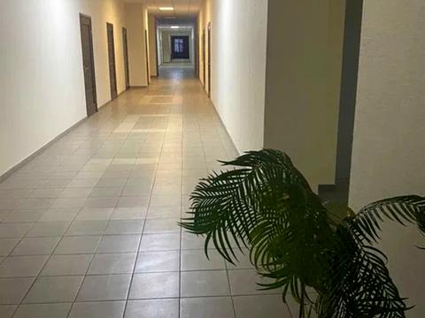 комерційна за адресою Предславинська вул., 37