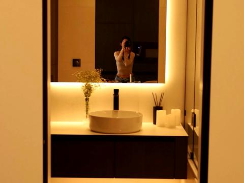 квартира за адресою Салютна вул., 2