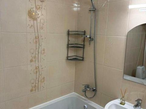 квартира за адресою Любомира Гузара просп. (Космонавта Комарова), 46-Б