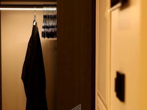 квартира за адресою Салютна вул., 2