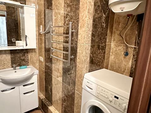 квартира по адресу Бориса Гмыри ул., 12-Б