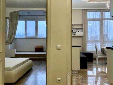 квартира за адресою Київ, Андрія Верхогляда вул. (Михайла Драгомирова), 3