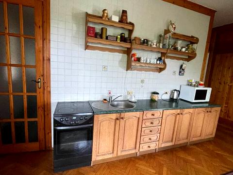 будинок за адресою с. Волоське, вул. Олександра Матросова, 12