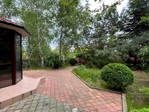 будинок за адресою с. Волоське, вул. Олександра Матросова, 12