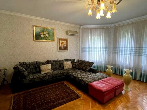 будинок за адресою с. Волоське, вул. Олександра Матросова, 12