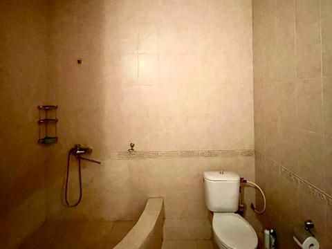 будинок за адресою с. Волоське, вул. Олександра Матросова, 12