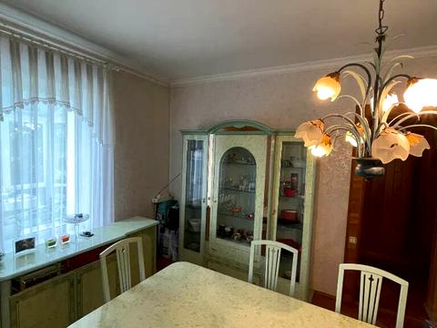 будинок за адресою с. Волоське, вул. Олександра Матросова, 12